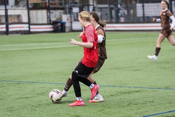 Bild 70 - wBJ FC St. Pauli - Walddoerfer SV : Ergebnis: 3:4